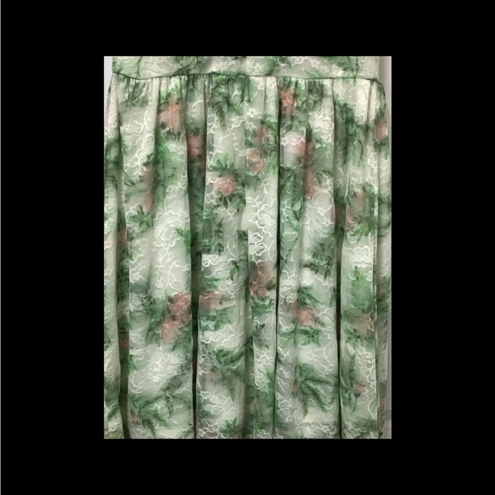 Disney Juniors Charming Dapper Days Floral Cold Shoulder Lace Dress, sz S - Picture 7 of 12